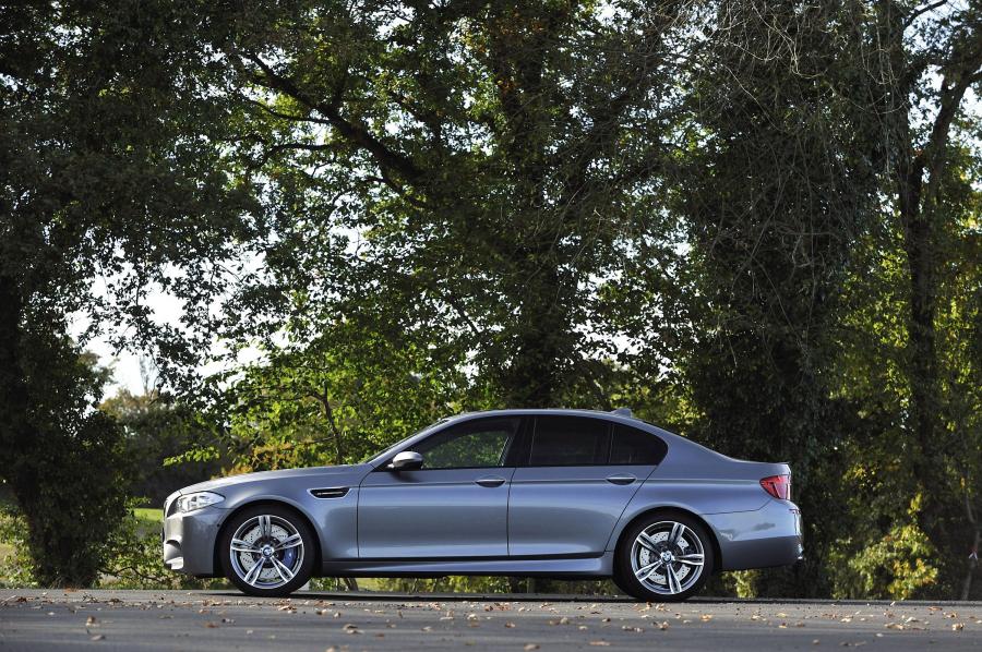  BMW M5 2012 года  (UK) (фото 18 из 27)